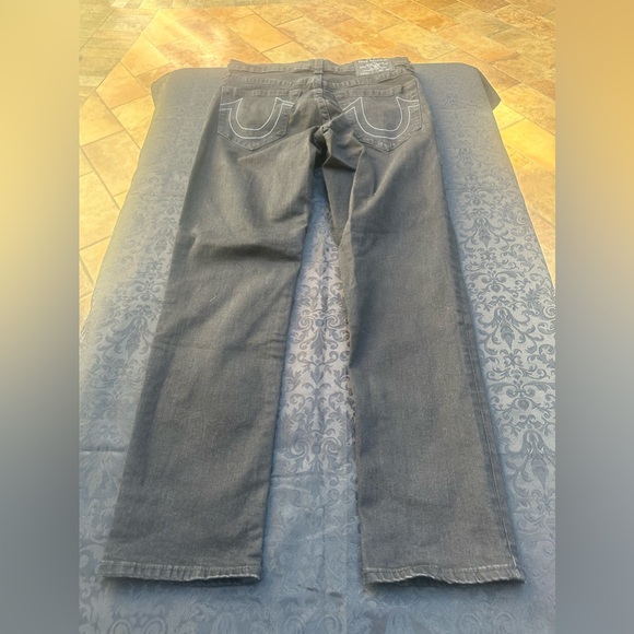 True Religion GENO Relaxed Slim size 34
Inseam 32” - Picture 3 of 8